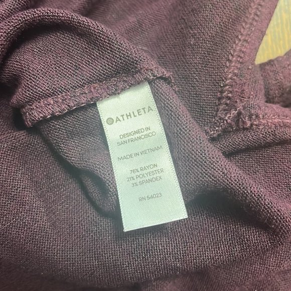 Women's Long Sleeve Burgundy Top - Picture 4 of 4